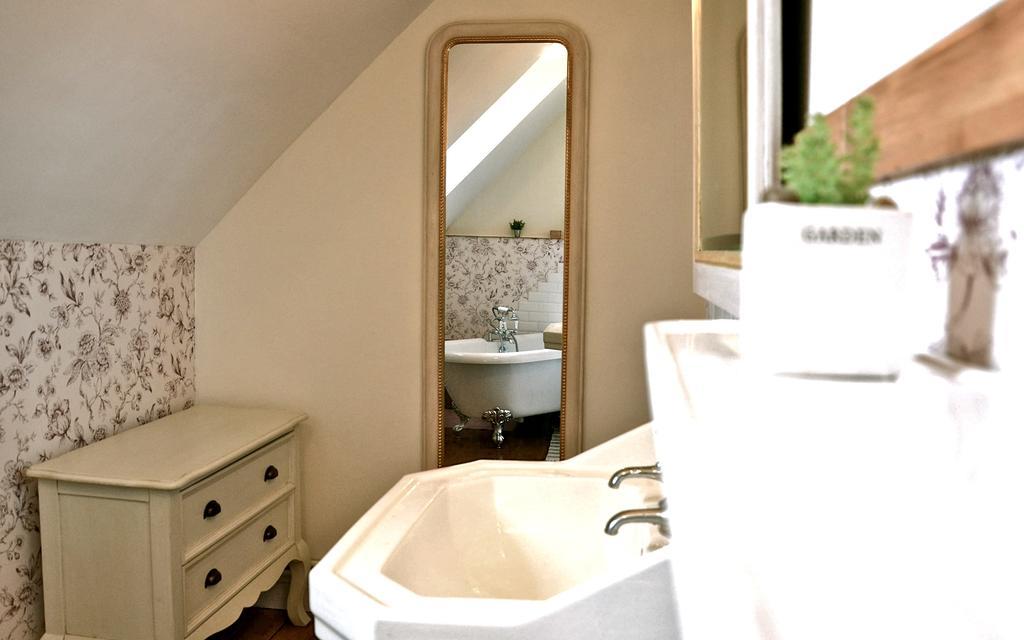 La Passerelle Des Corton B&B Aloxe-Corton Room photo